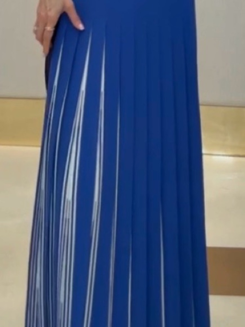 NWT Aleeza Paris L Cobalt Blue Pleated Midi Skirt Longer version